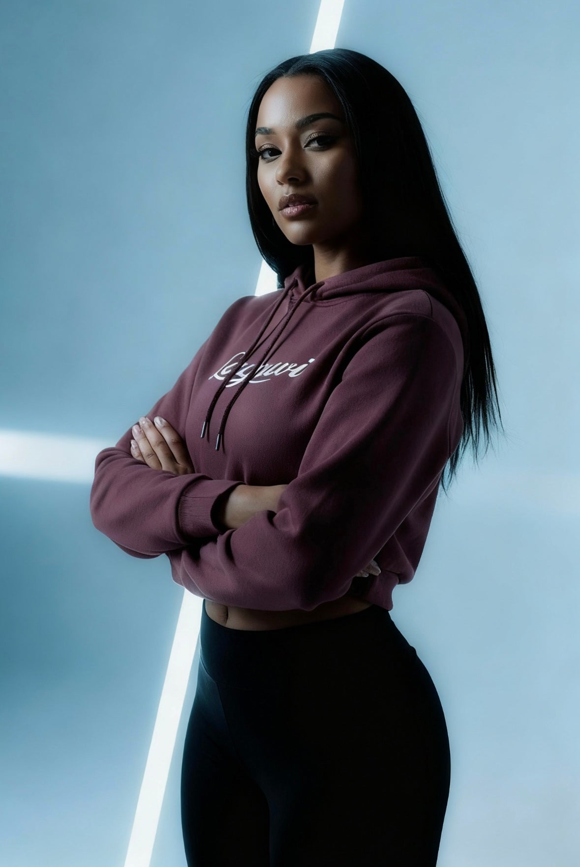 LAGUVI Essential Cropped Hoodie